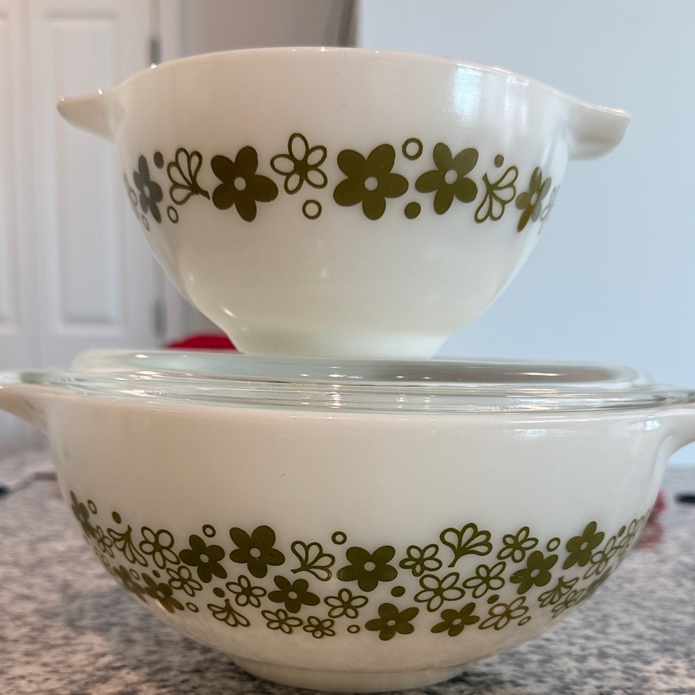 Pyrex White and Green Floral Bowls